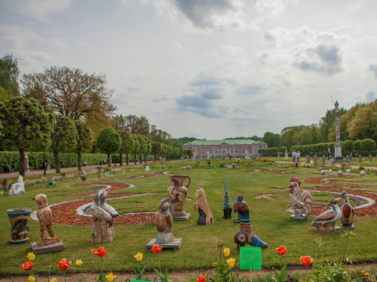 Прием заявок на участие в выставке "Стекло и керамика в старинном парке" 