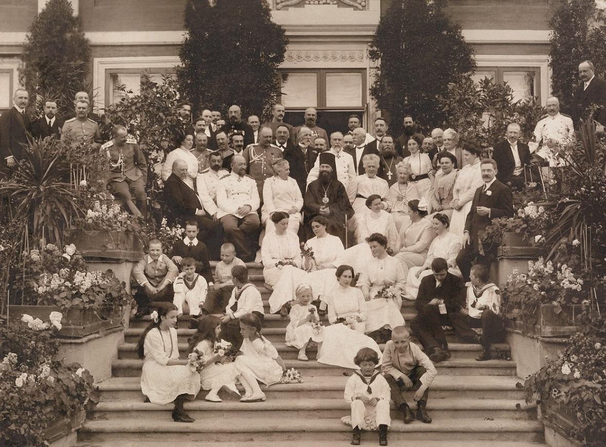 "Рассказ хранителя" ко Дню семьи, любви и верности